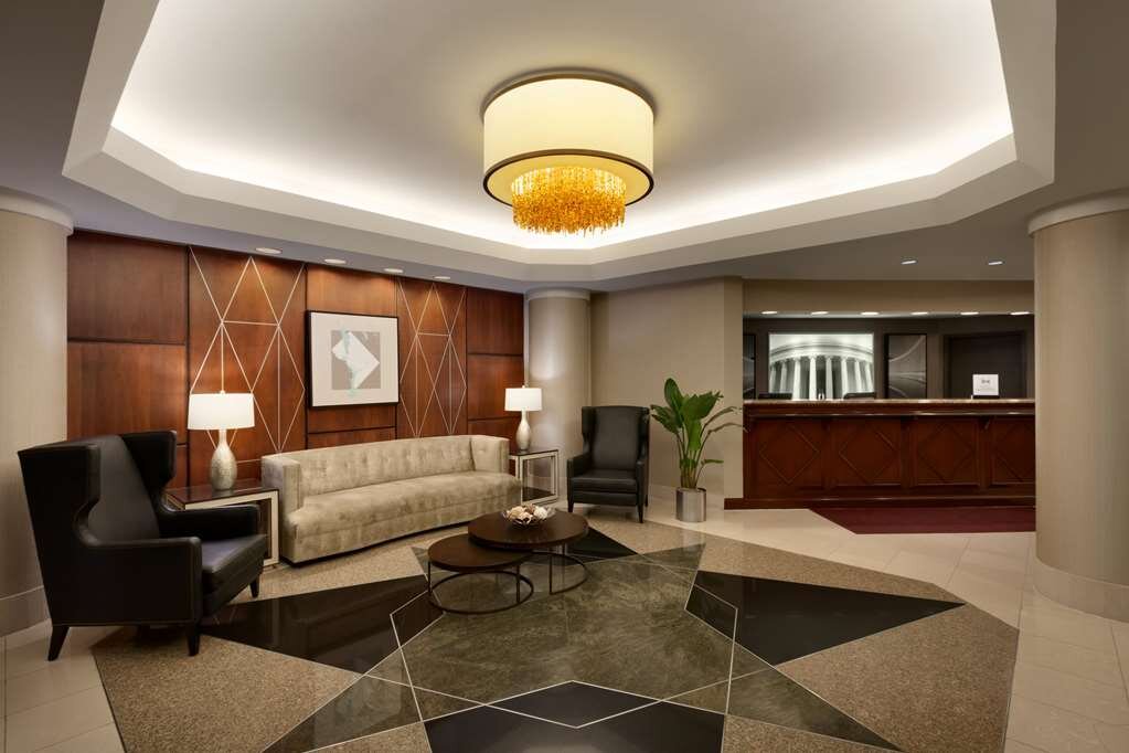 Hotel photo 7 of Hilton Arlington.