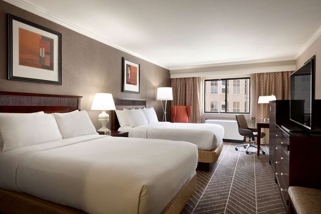 Hotel photo 12 of Hilton Arlington.