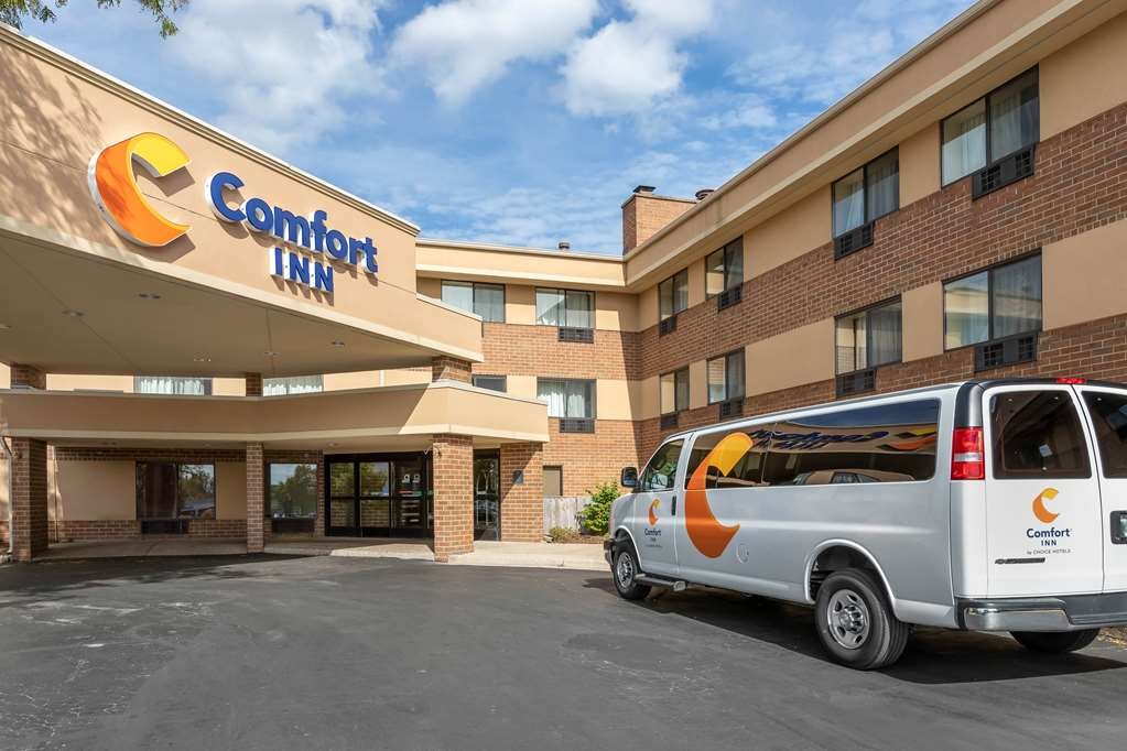 Hotel photo 49 of Comfort Inn Airport.