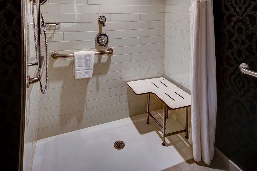 Hotel photo 13 of Embassy Suites by Hilton Williamsburg.