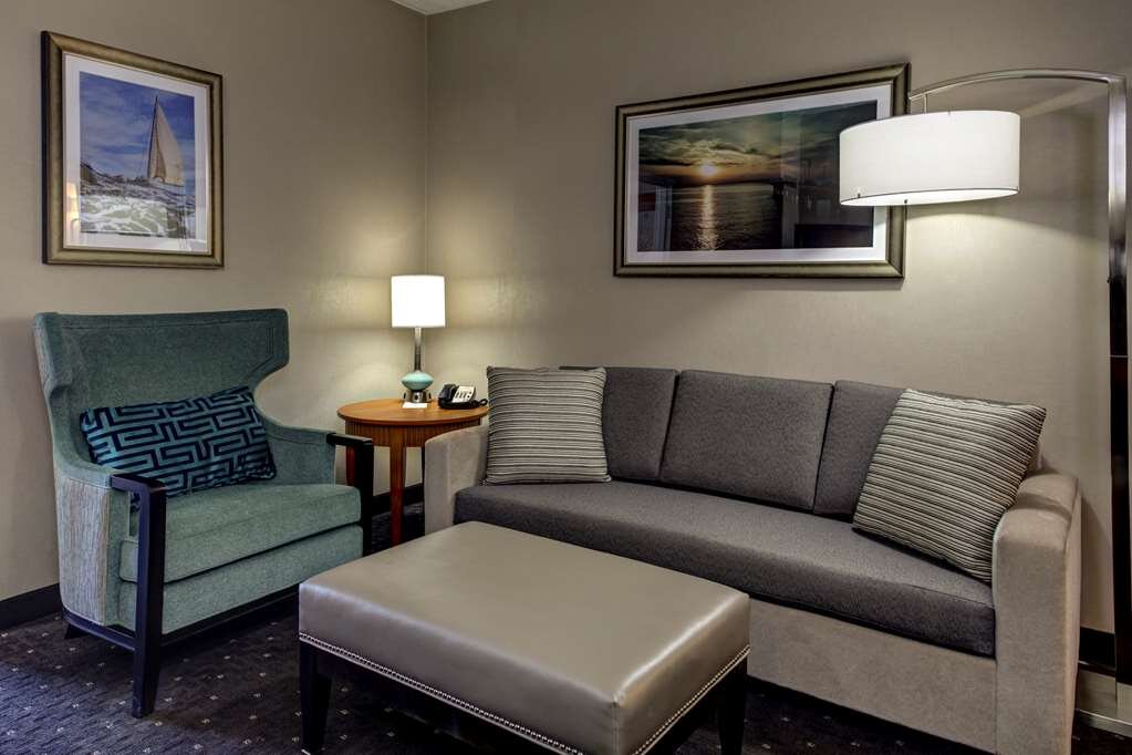 Hotel photo 39 of Embassy Suites by Hilton Williamsburg.