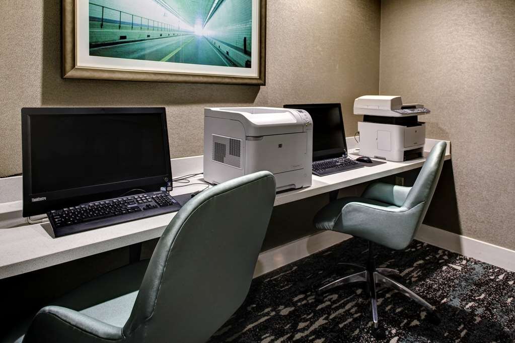 Hotel photo 62 of Embassy Suites by Hilton Williamsburg.