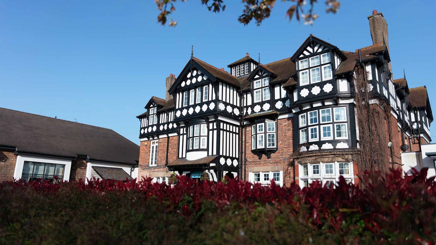 WARNER HOTELS ALVASTON HALL HOTEL Updated 2024 Prices & Reviews