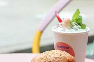 餐饮
