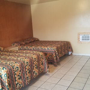 This was my first sight - impression - of my temporary home. It was clean enough but fairly bare-bones. Having said that, at least it had a TV, fridge, microwave, A/C and heater. 