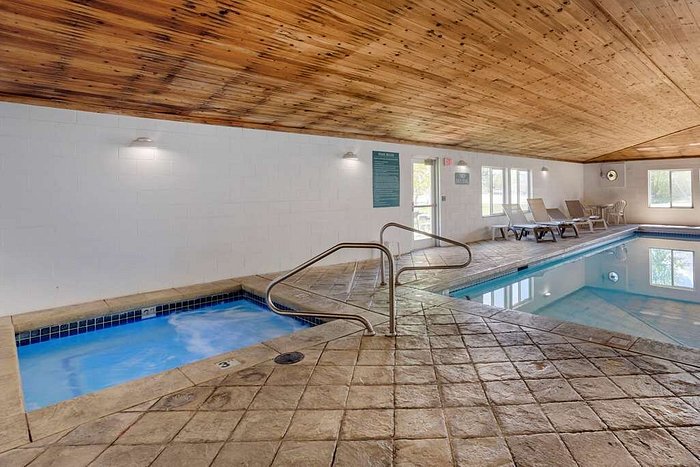 hotels in logan utah with a pool