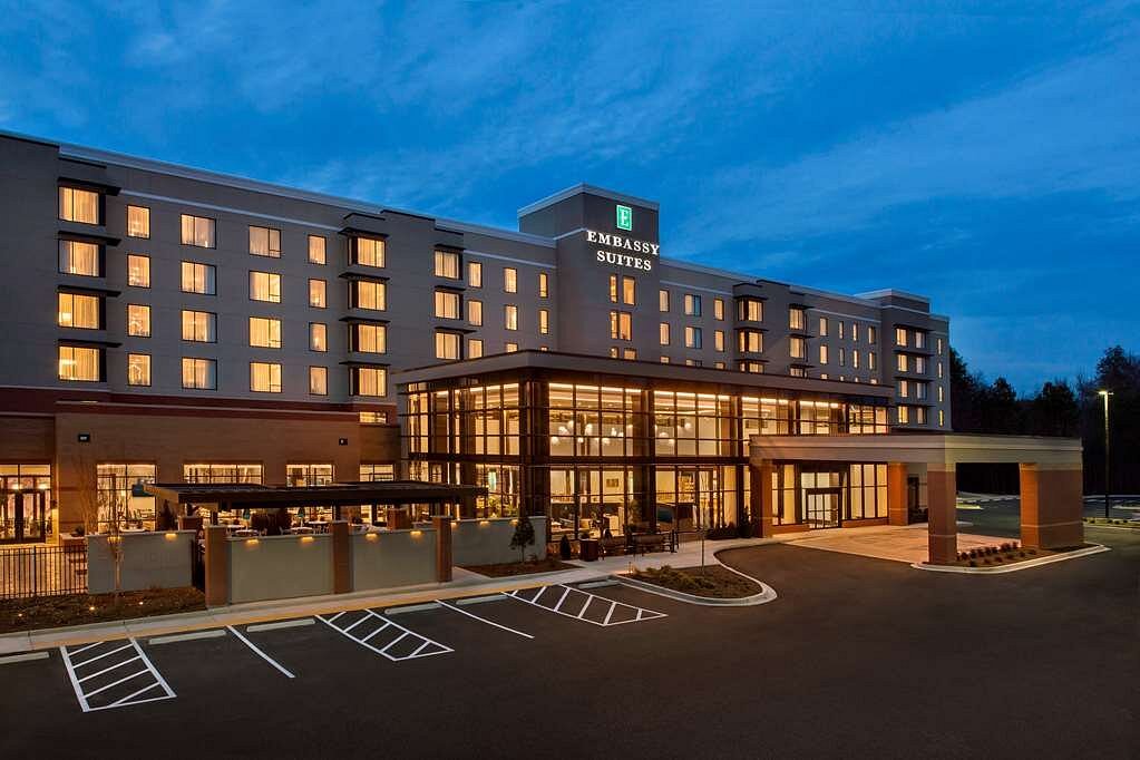 Embassy Suites by Hilton Atlanta NE Gwinnett Sugarloaf, hotel in Duluth