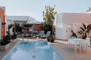 Piscina e praia