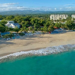 Viva Wyndham V Heavens in Dominican Republic, image may contain: Sea, Outdoors, Nature, Shoreline