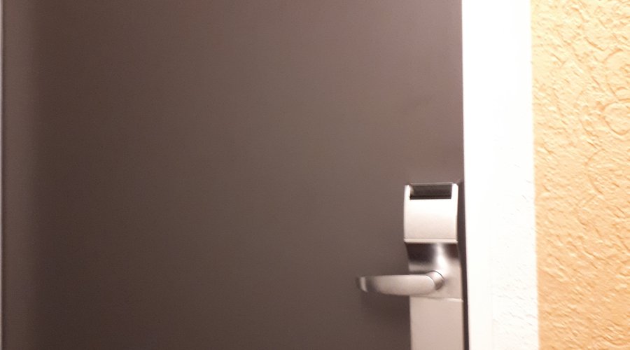  112  deze kamer is geschikt voot mindervaliden 