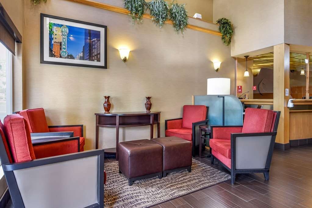 Comfort Suites Portland Airport $140 ($̶1̶5̶6̶) - Prices & Hotel ...