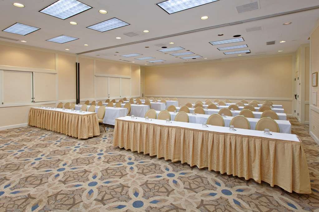 Hotel photo 5 of Hilton Alexandria Mark Center.