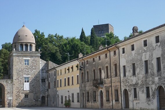  Piazza Castello 