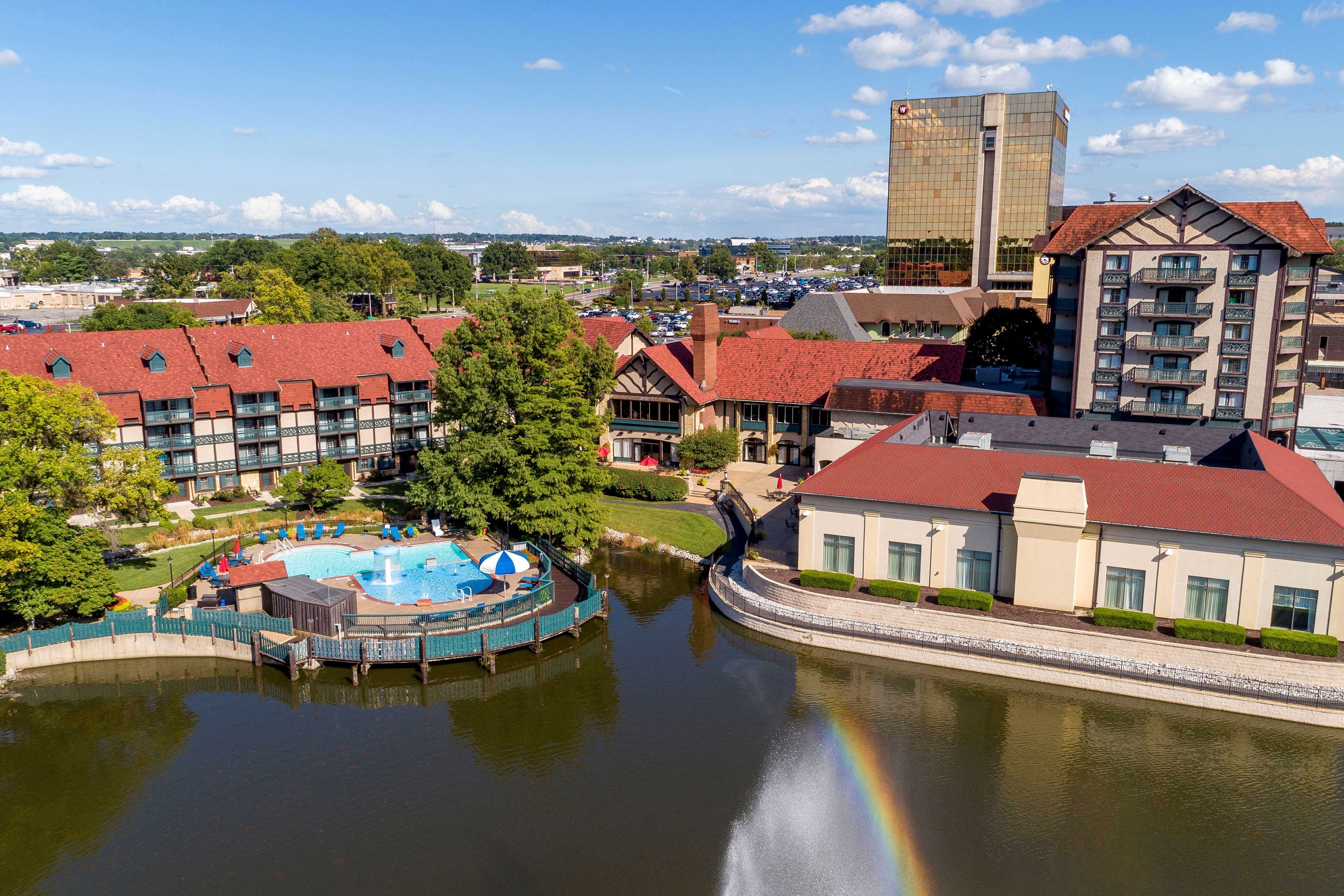 SHERATON WESTPORT CHALET HOTEL ST LOUIS Maryland Heights Saint Louis   Exterior 