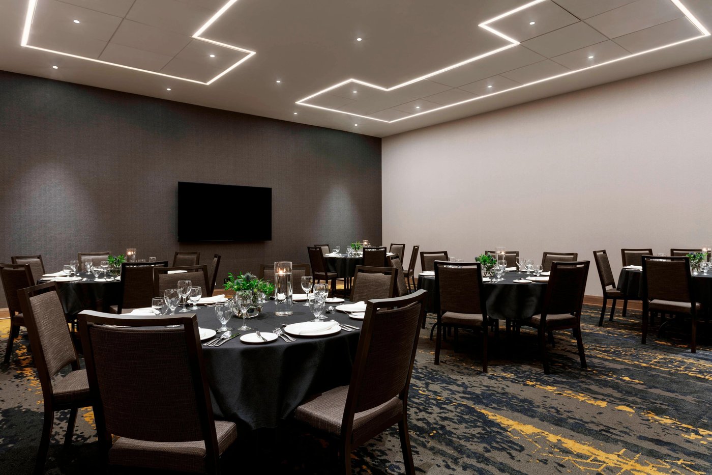 Sheraton Saint-Hyacinthe Hotel (Saint Hyacinthe, Canada) : tarifs 2022 ...