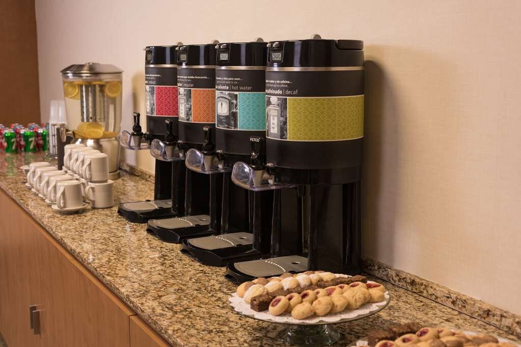 Hotel photo 12 of Hampton Inn by Hilton Guadalajara/Expo.