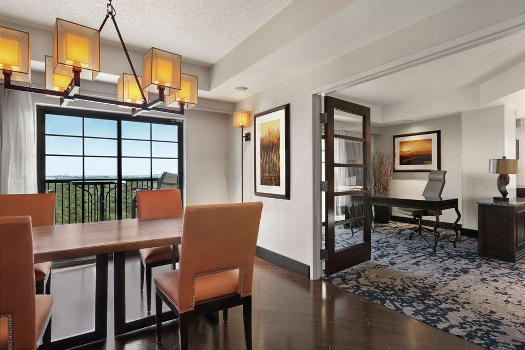 Hotel photo 86 of Embassy Suites by Hilton Grapevine DFW Airport North.