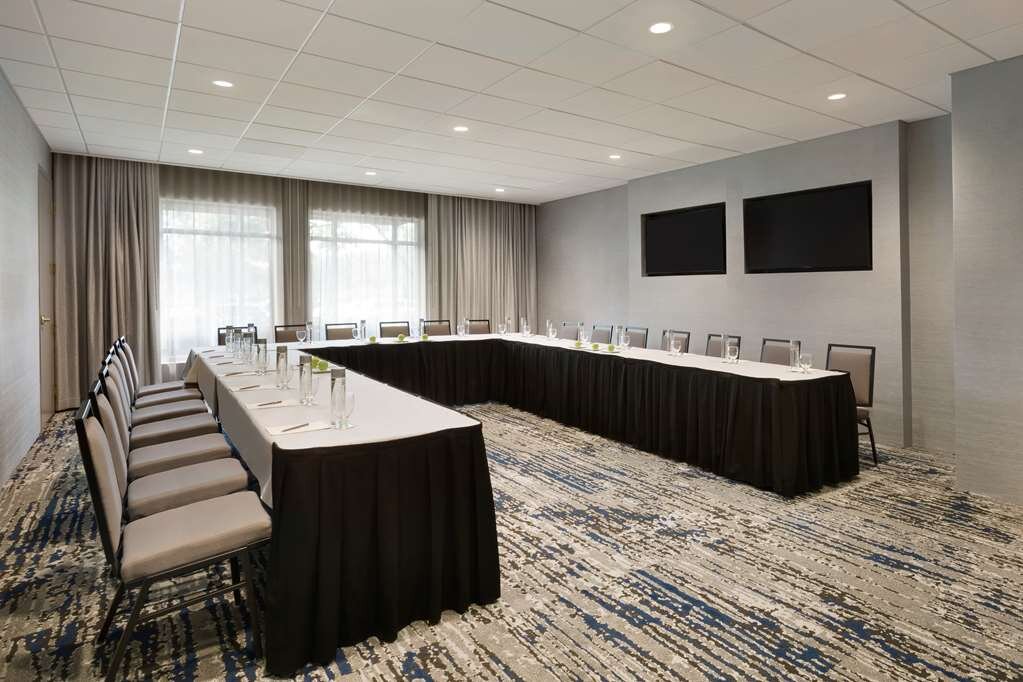 Hotel photo 43 of Embassy Suites by Hilton Grapevine DFW Airport North.