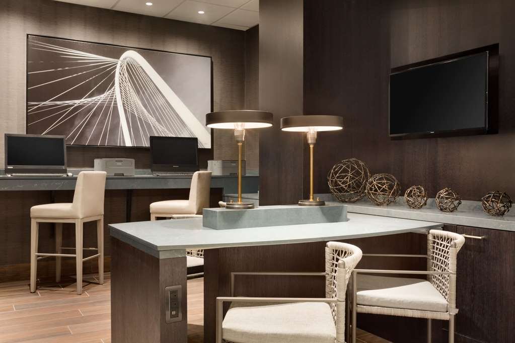 Hotel photo 9 of Embassy Suites by Hilton Grapevine DFW Airport North.