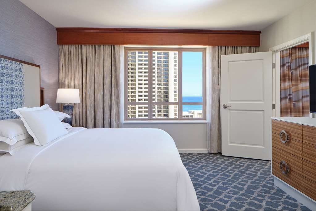 Hotel photo 3 of Hilton Grand Vacations Club Grand Waikikian Honolulu.