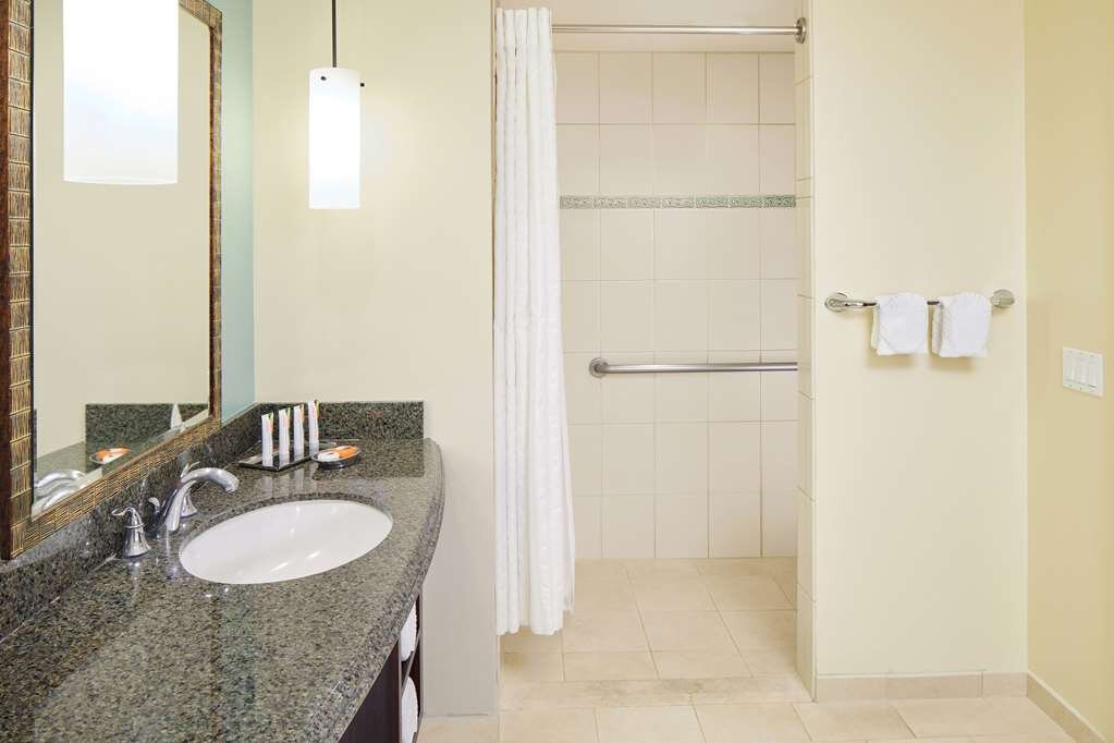 Hotel photo 43 of Hilton Grand Vacations Club Grand Waikikian Honolulu.