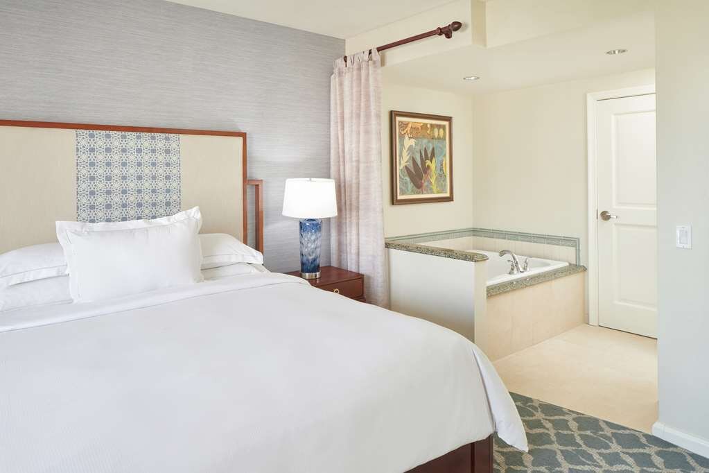 Hotel photo 66 of Hilton Grand Vacations Club Grand Waikikian Honolulu.