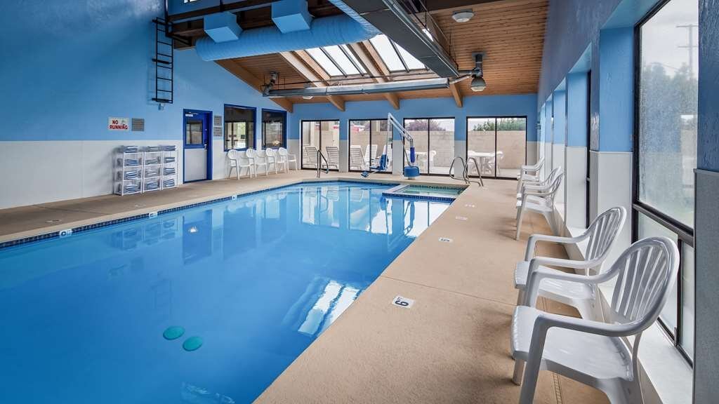 SureStay By Best Western Ellensburg Pool Pictures & Reviews - Tripadvisor