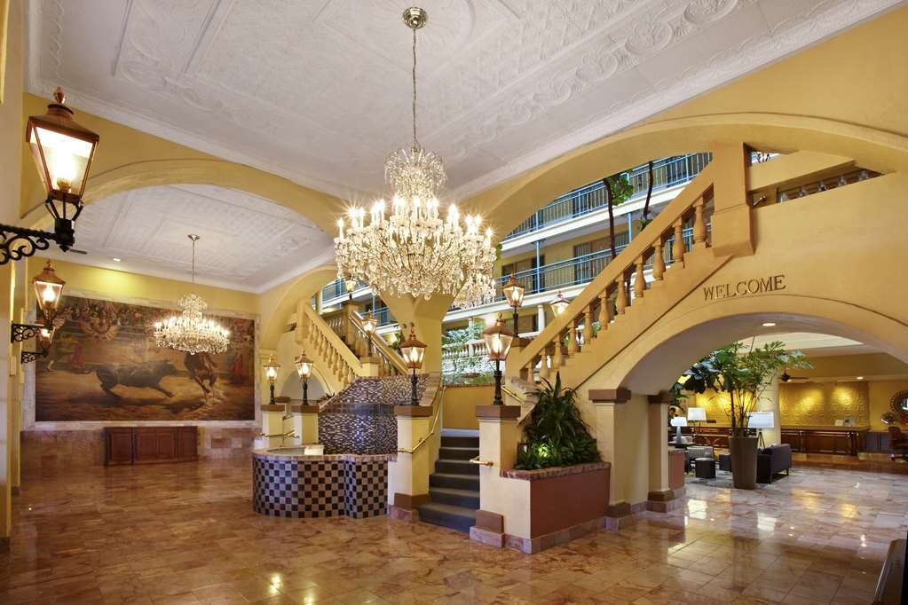 Hotel photo 42 of Embassy Suites by Hilton Los Angeles International Airport South.