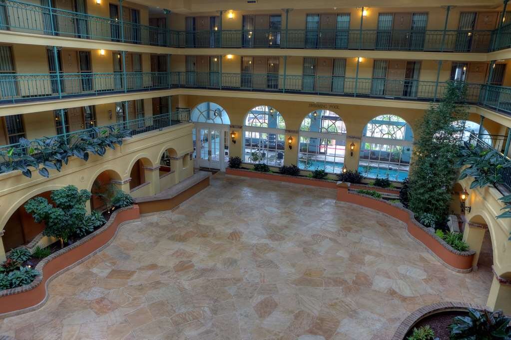 Hotel photo 32 of Embassy Suites by Hilton Los Angeles International Airport South.