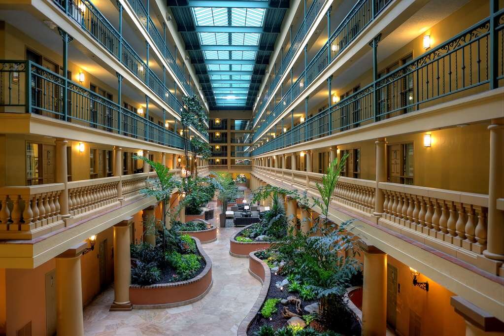 Hotel photo 20 of Embassy Suites by Hilton Los Angeles International Airport South.