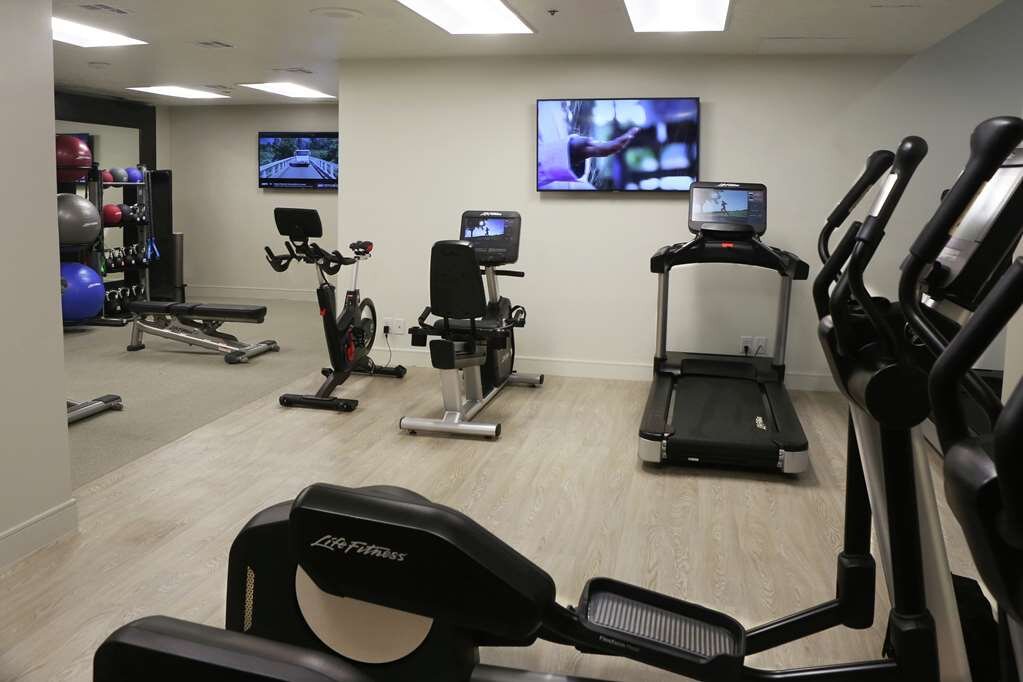 Hotel photo 24 of Embassy Suites by Hilton Los Angeles International Airport South.