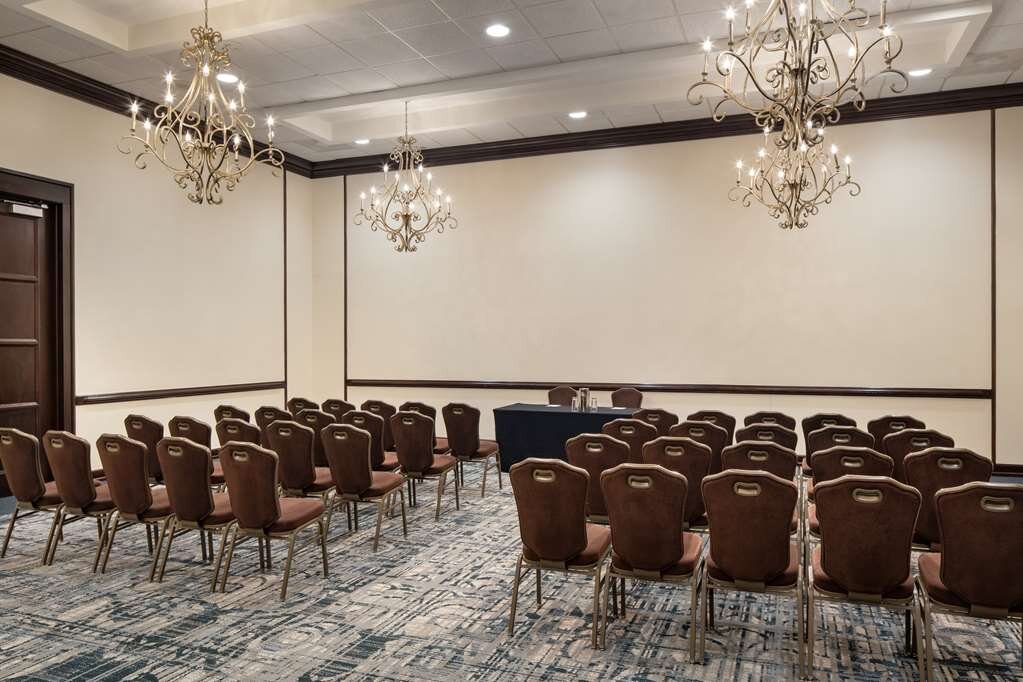 Hotel photo 44 of Embassy Suites by Hilton New Orleans.