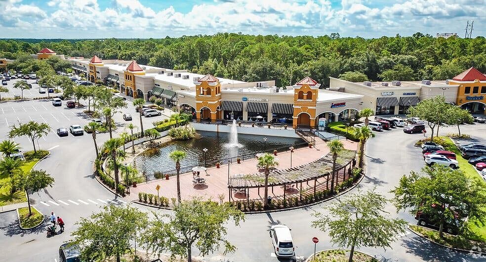 Lake Buena Vista Factory Stores (Orlando) - All You Need to Know BEFORE You  Go