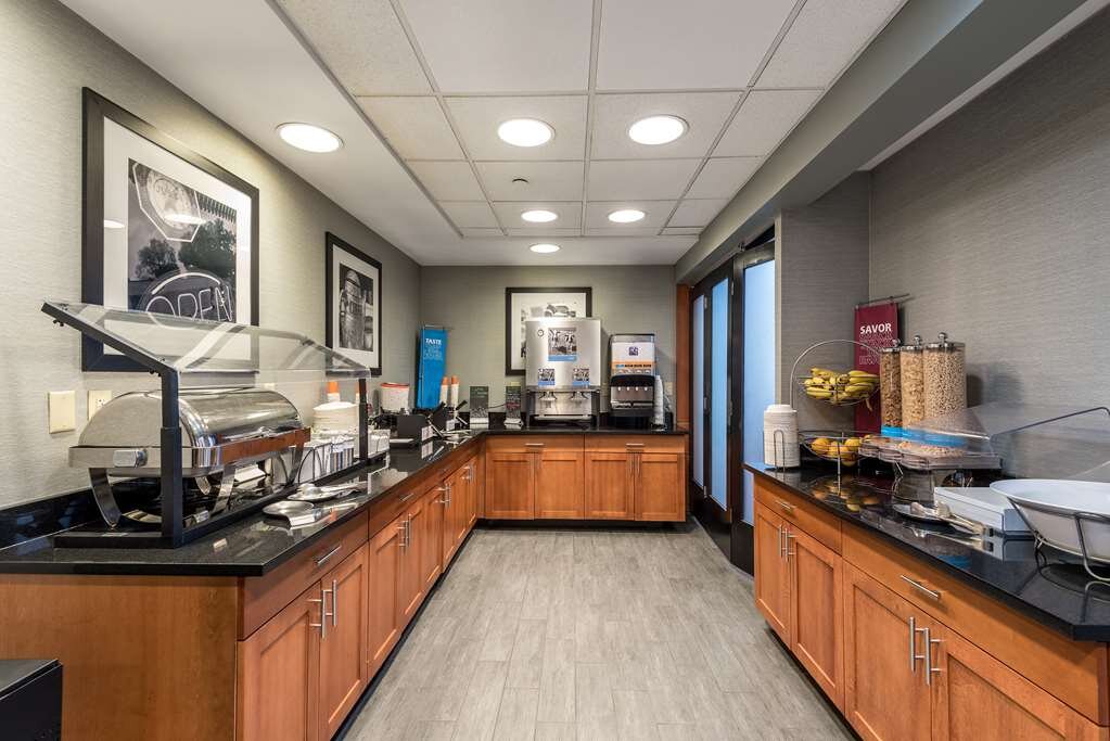 Hotel photo 52 of Hampton Inn & Suites Orlando-South Lake Buena Vista.