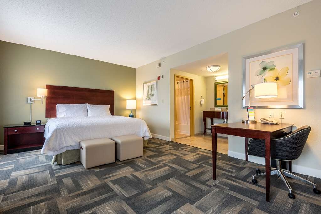 Hotel photo 6 of Hampton Inn & Suites Orlando-South Lake Buena Vista.