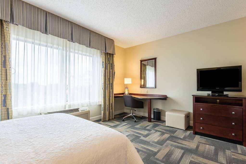 Hotel photo 34 of Hampton Inn & Suites Orlando-South Lake Buena Vista.
