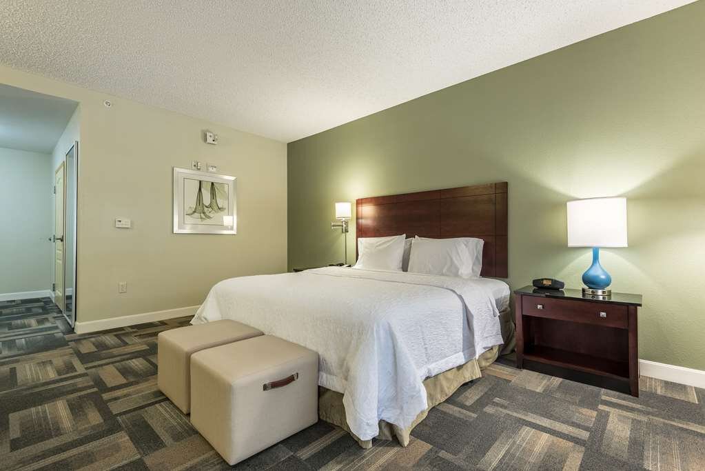 Hotel photo 12 of Hampton Inn & Suites Orlando-South Lake Buena Vista.