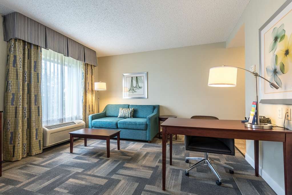 Hotel photo 23 of Hampton Inn & Suites Orlando-South Lake Buena Vista.