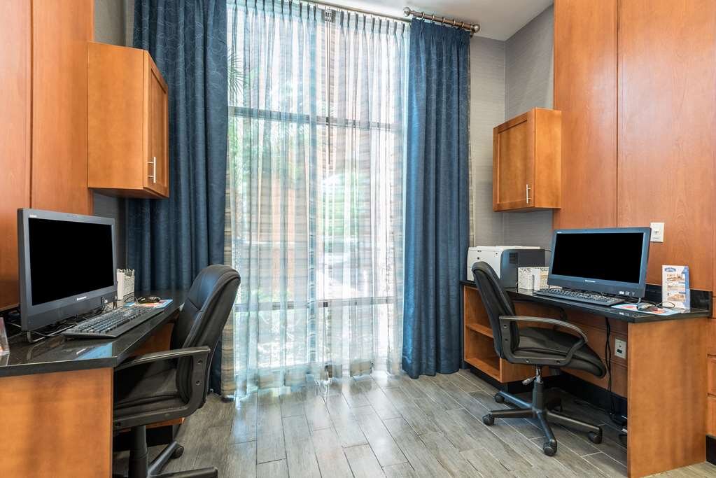 Hotel photo 53 of Hampton Inn & Suites Orlando-South Lake Buena Vista.