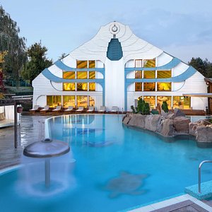 NaturMed Hotel Carbona in Heviz, image may contain: Resort, Villa, Pool, Swimming Pool