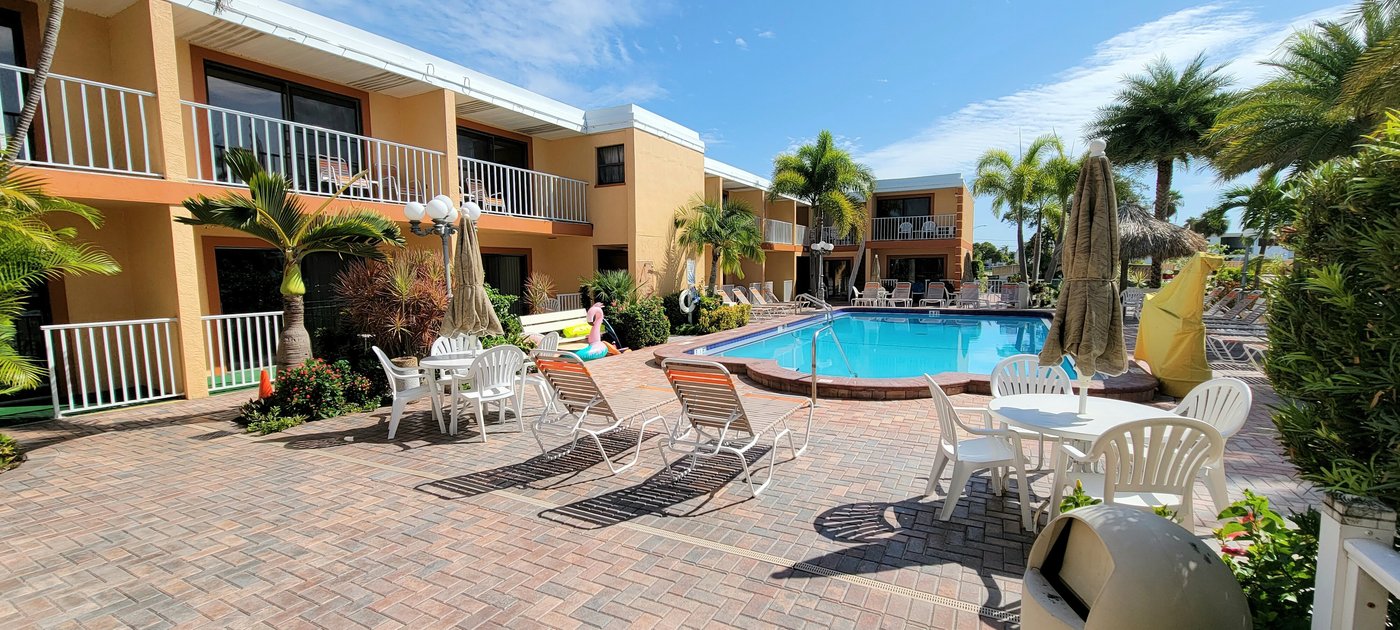 SATELLITE MOTEL - Prices & Reviews (Treasure Island, Florida)