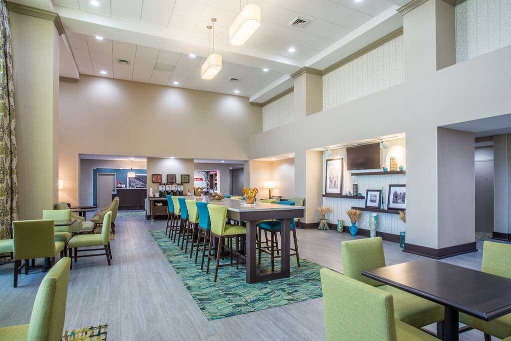Hotel photo 16 of Hampton Inn & Suites Yonkers Westchester.