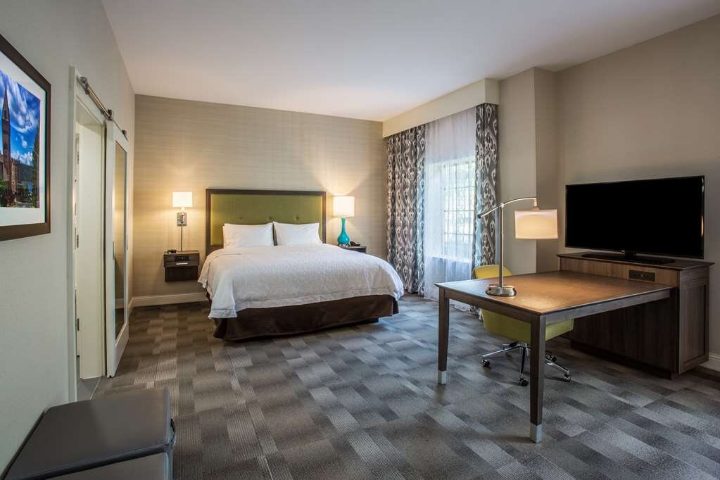 Hotel photo 9 of Hampton Inn & Suites Yonkers Westchester.