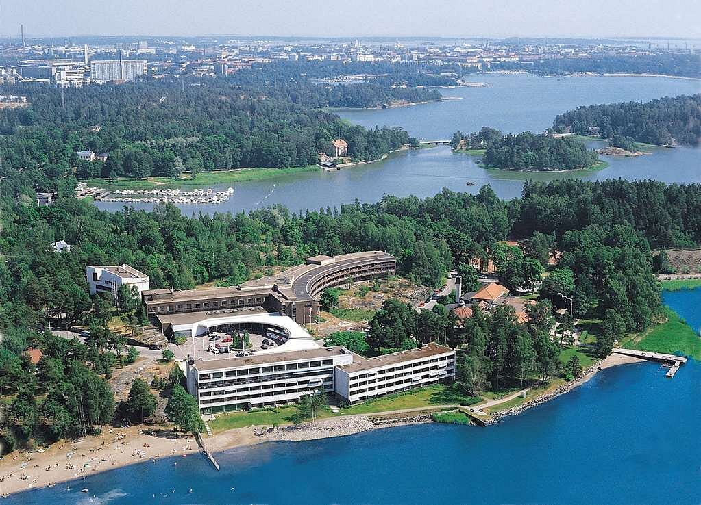 Hilton Helsinki Kalastajatorppa, hotell i Helsingfors