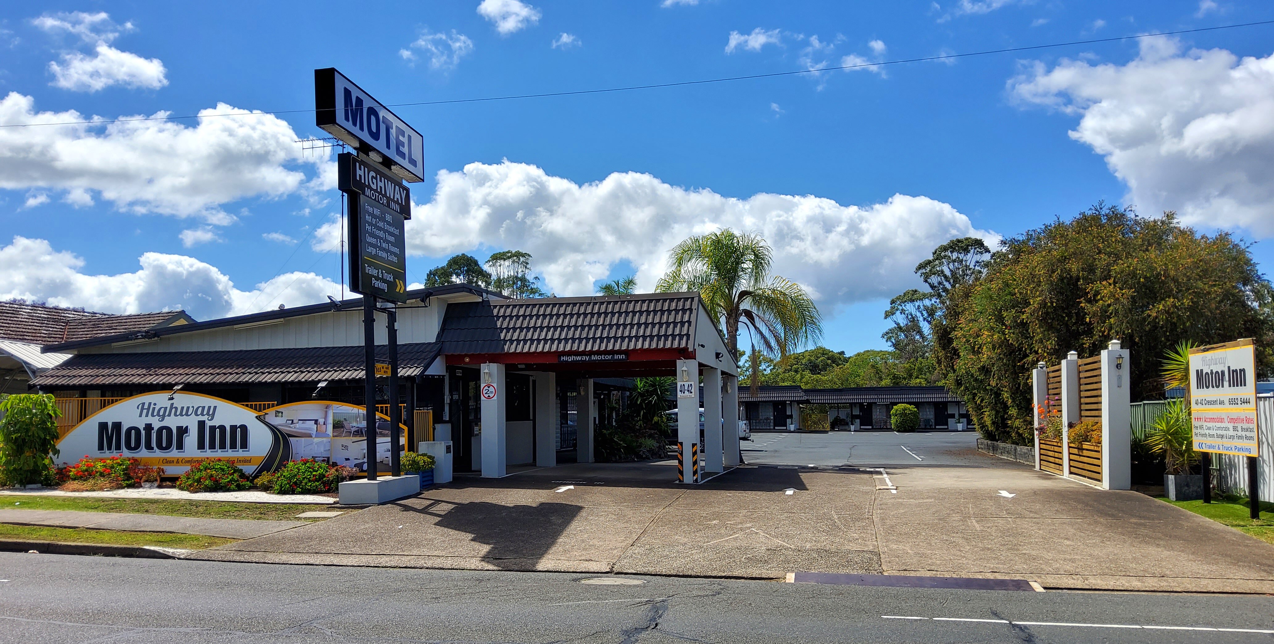 TAREE HIGHWAY MOTOR INN - Motel Reviews, Photos, Rate Comparison ...