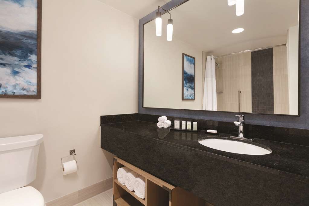 Hotel photo 51 of Embassy Suites by Hilton Hotel Monterey Bay - Seaside.