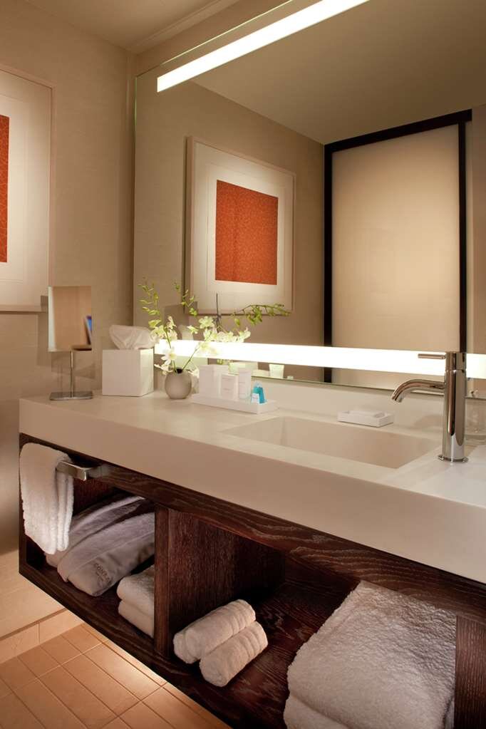 Hotel photo 51 of Conrad New York Downtown.