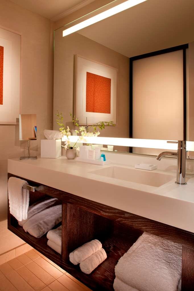 Hotel photo 1 of Conrad New York Downtown.