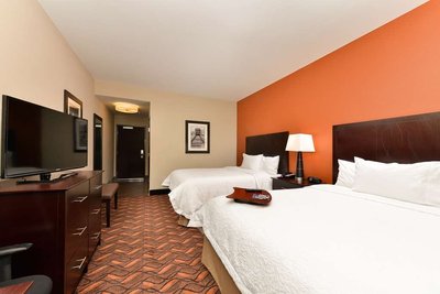 Hotel photo 17 of Hampton Inn & Suites Harvey/New Orleans West Bank.
