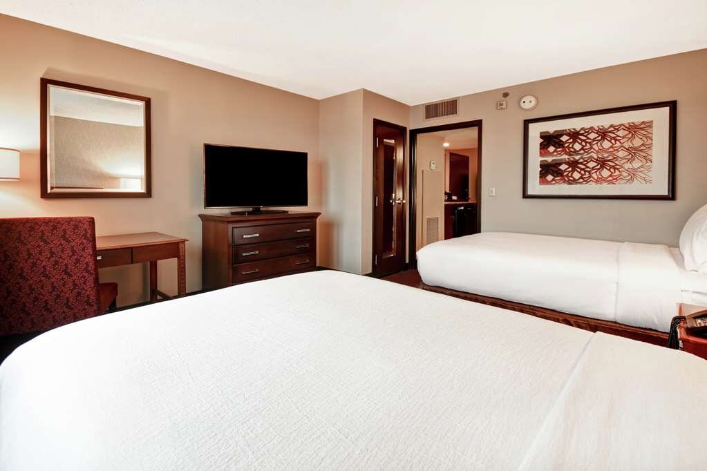 Hotel photo 1 of Embassy Suites by Hilton Dulles Airport.